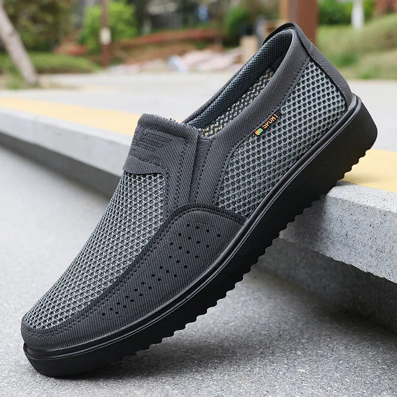 Breathable Mesh Men’s Casual Shoes – Lightweight, Non-Slip Summer Sneakers (Sizes 39–47)