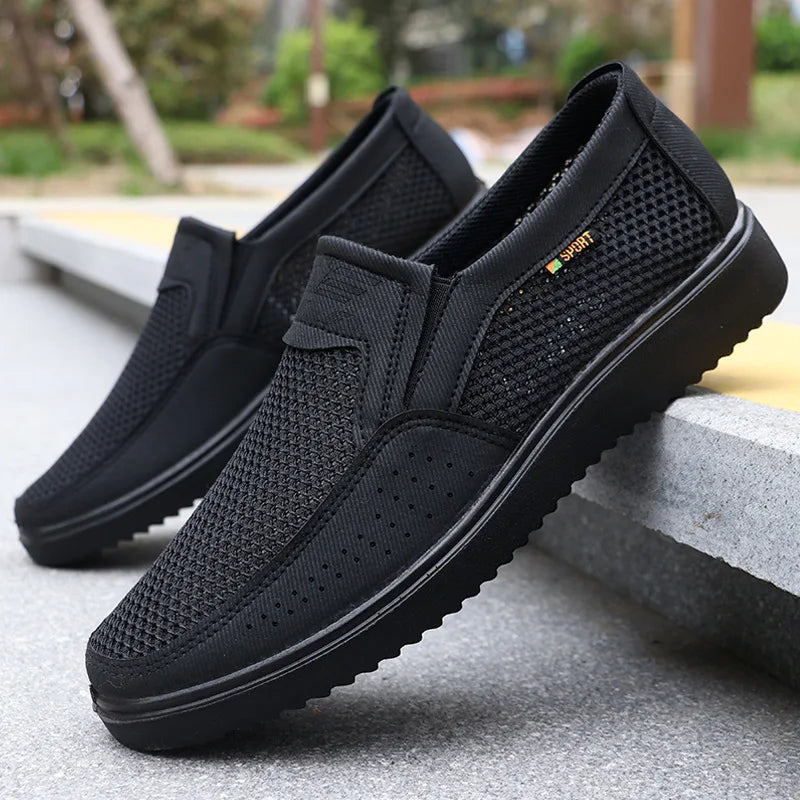 Breathable Mesh Men’s Casual Shoes – Lightweight, Non-Slip Summer Sneakers (Sizes 39–47)